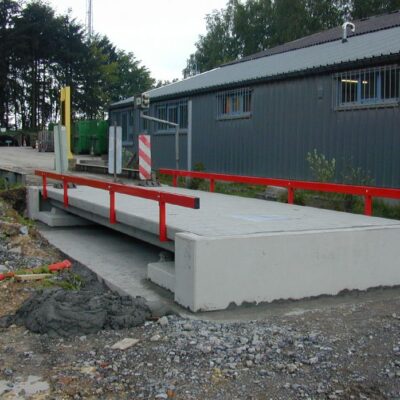 Foundations and scale bridge for overhead weighbridge WD35v